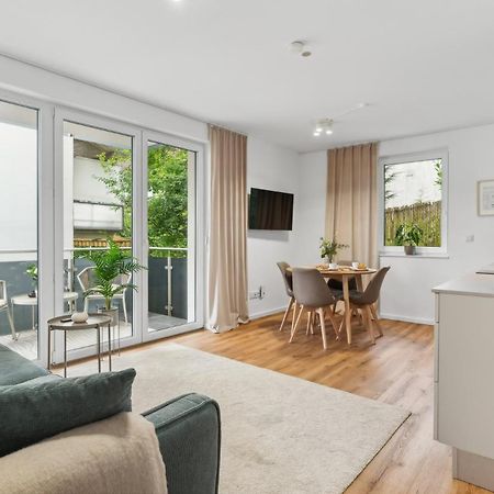 Deluxe Apartment In Bielefeld City Mit Parkplatz Und Balkon エクステリア 写真