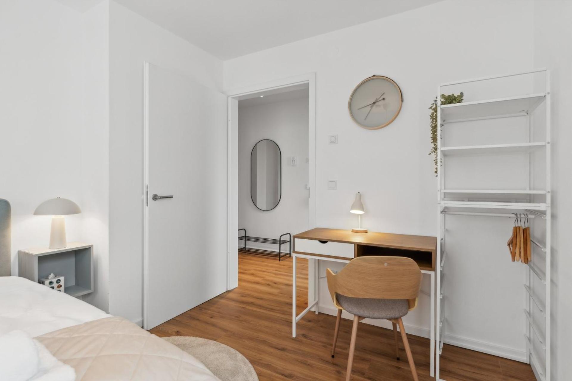 Deluxe Apartment In Bielefeld City Mit Parkplatz Und Balkon エクステリア 写真