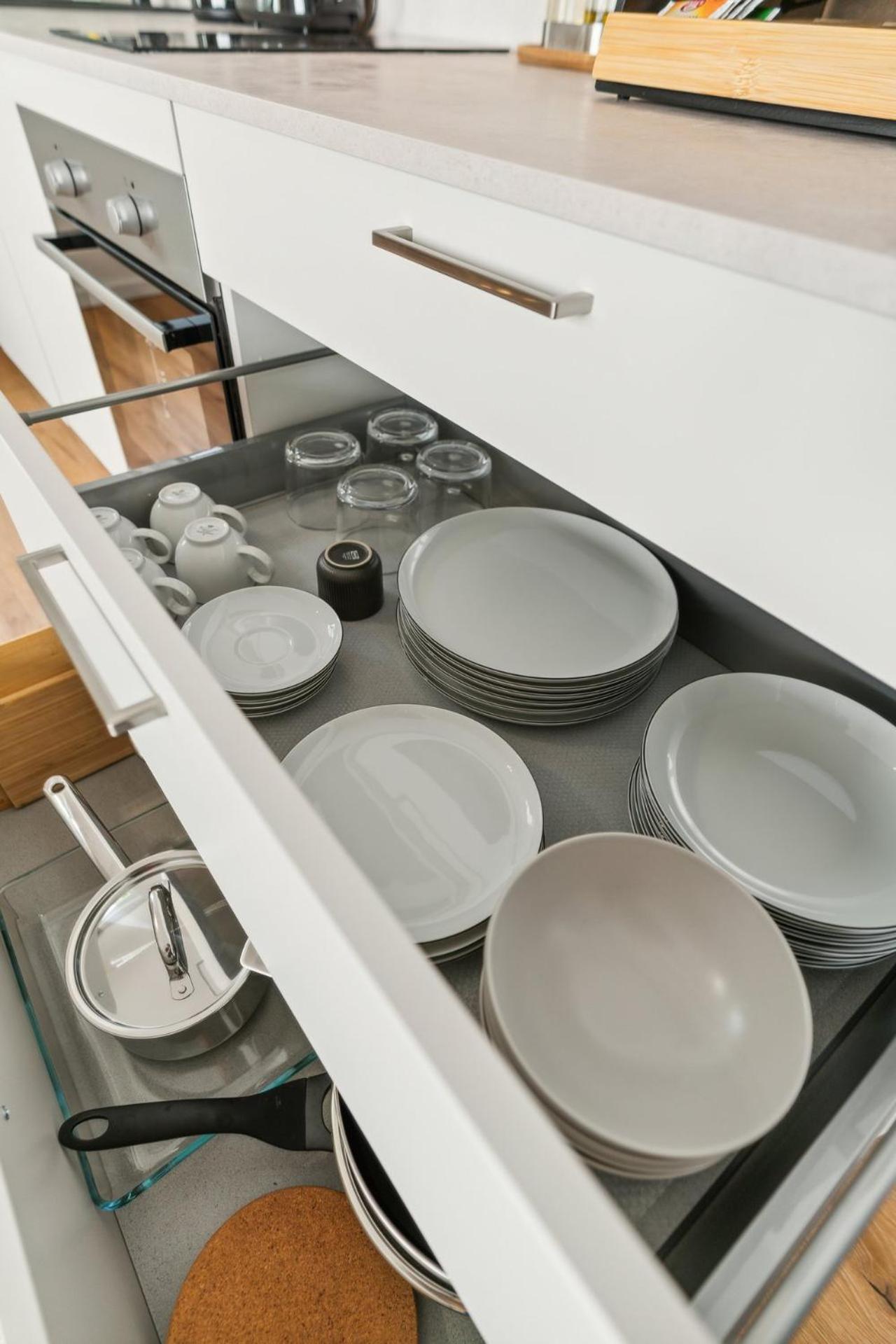 Deluxe Apartment In Bielefeld City Mit Parkplatz Und Balkon エクステリア 写真